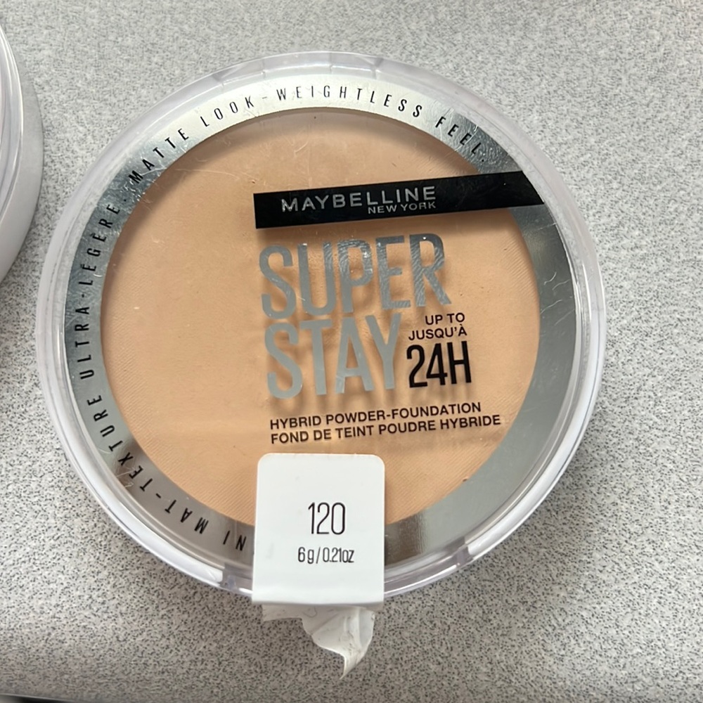 Maybelline super stay 24 hour powder shade 120